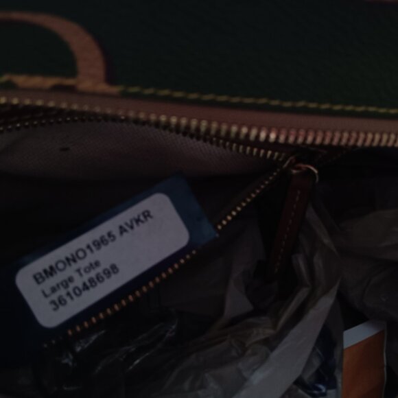 Dooney & Bourke Green Signature Logo Large Pebble Grain Leather Tote - Picture 11 of 16